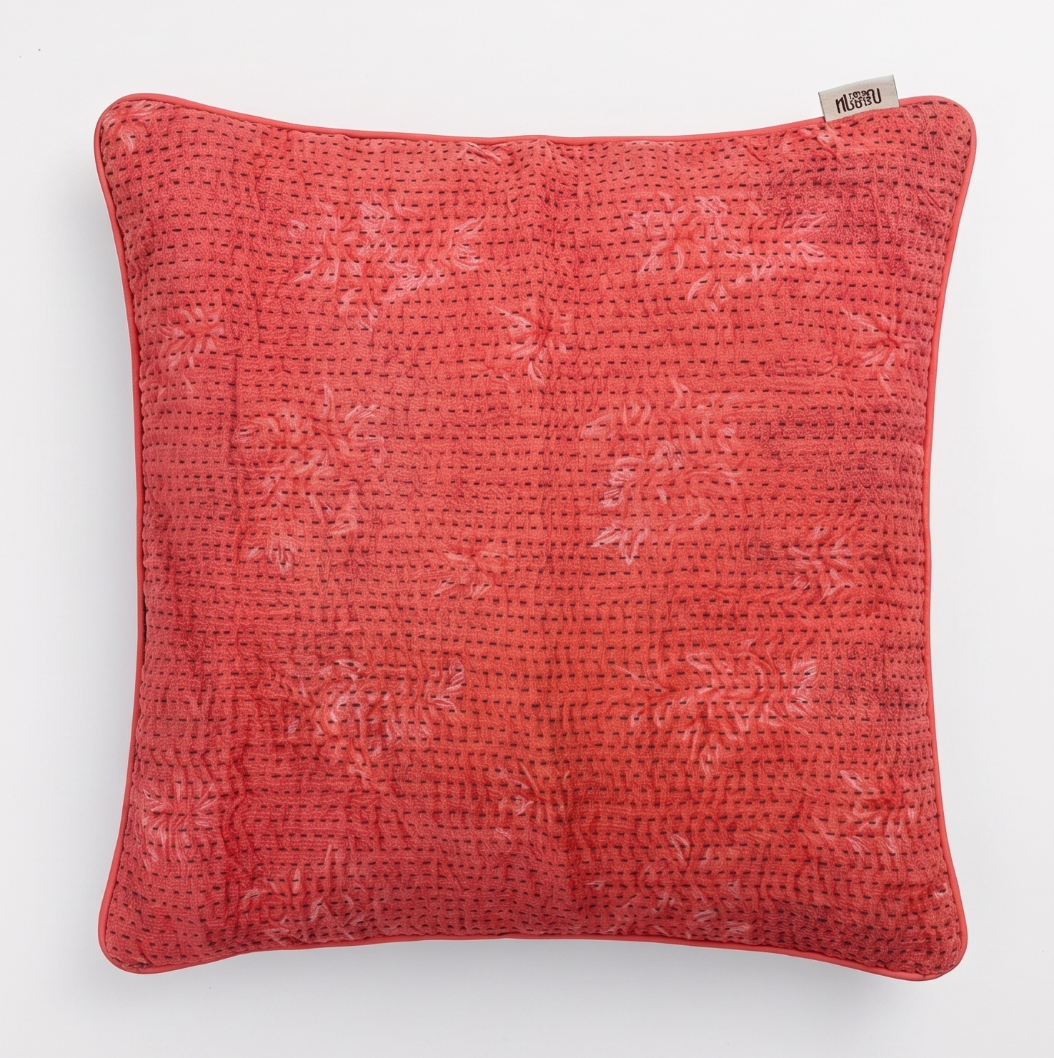 <tc>Unique kantha silk cushion 60 x 60 cm</tc>