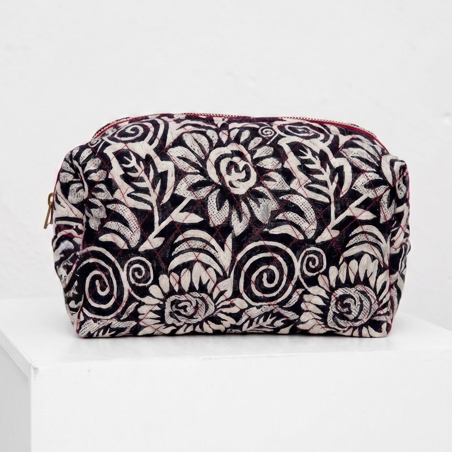 Sari toilettaske