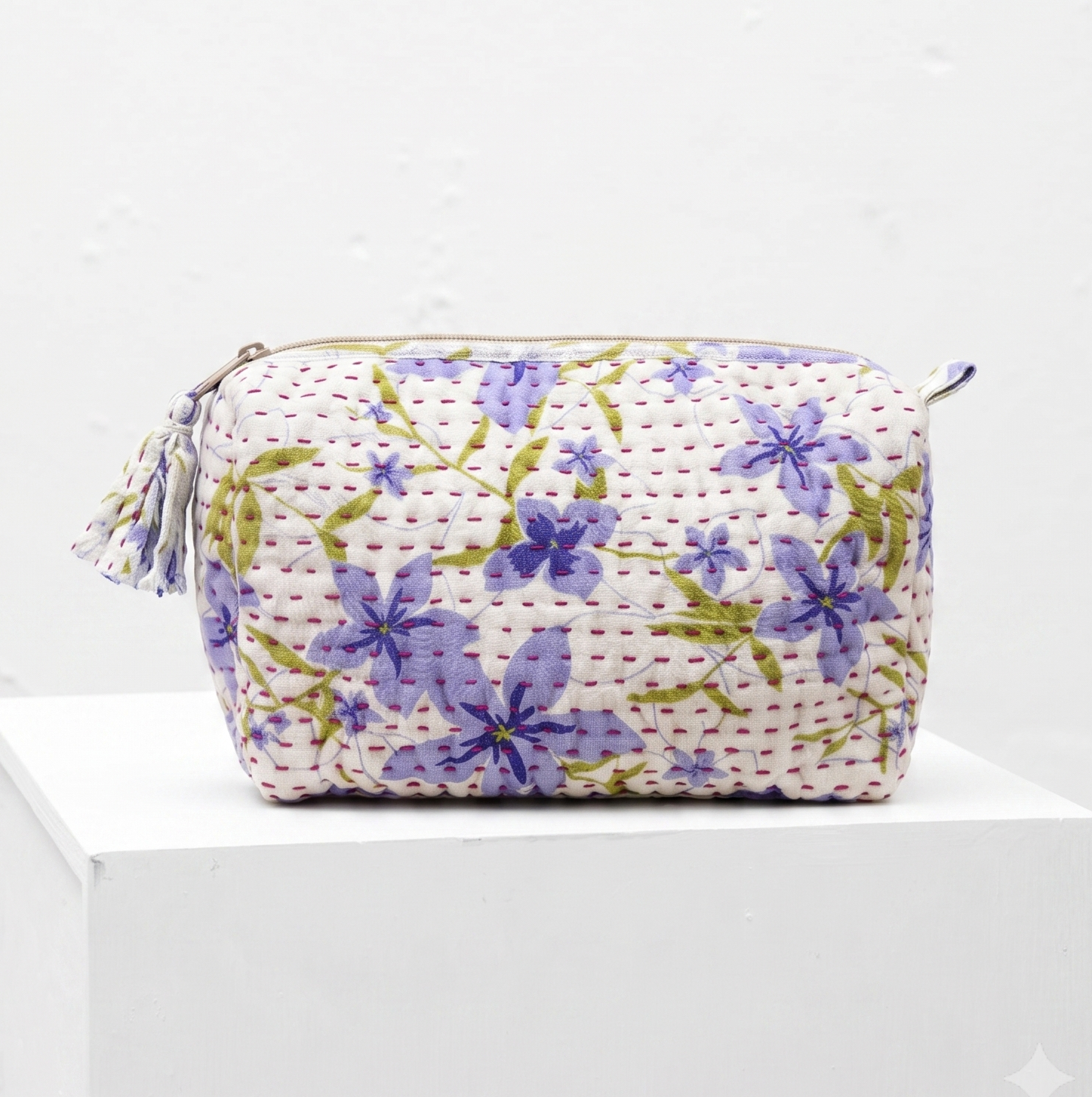 <tc>Sari toilet bag (medium)</tc>