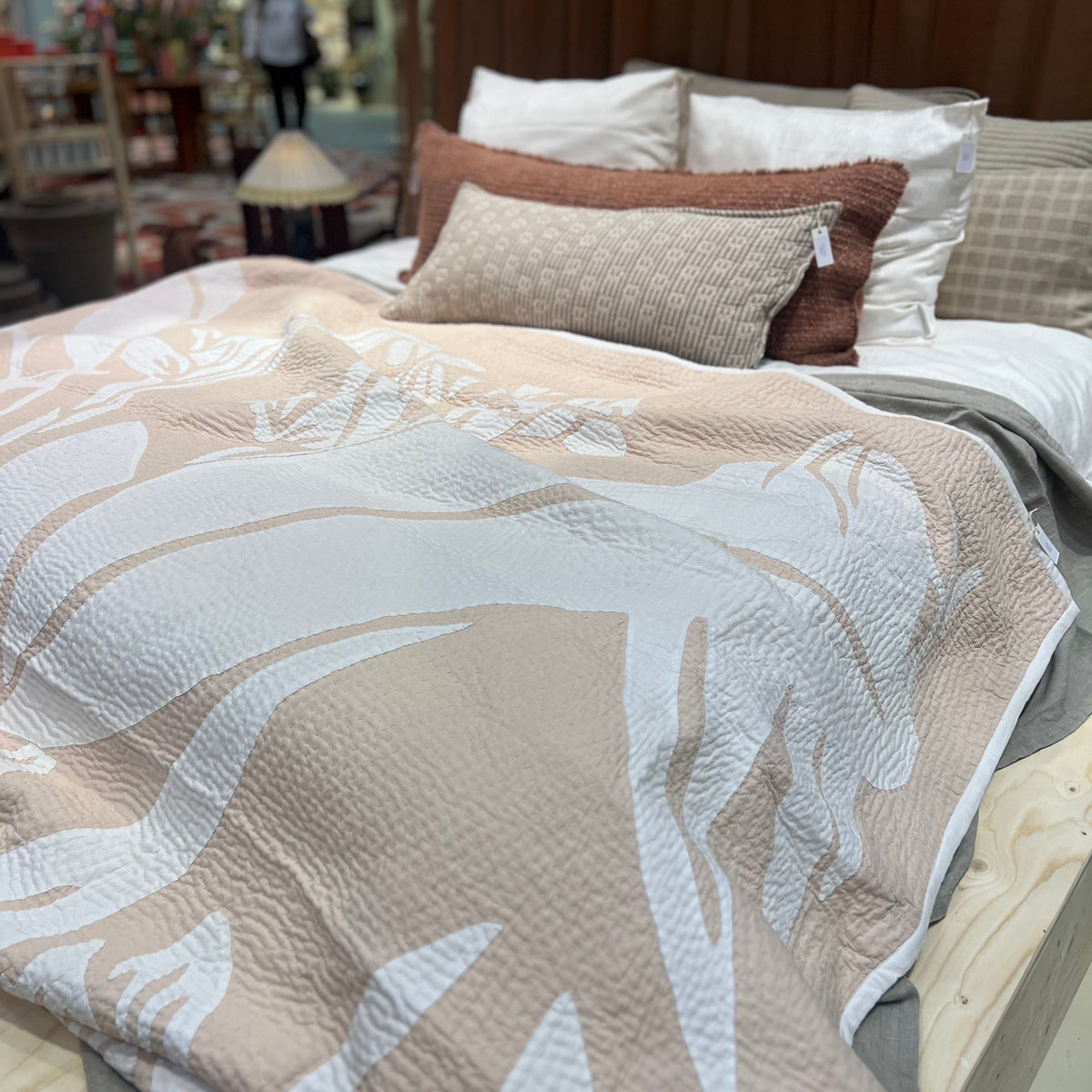 Quiltet sengetæppe 240 x 260 cm (Beige)