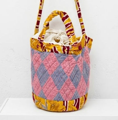 Sari bucket bag