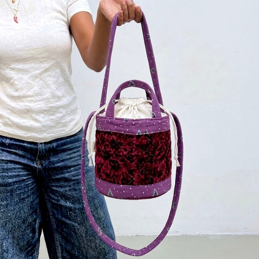 Sari bucket bag