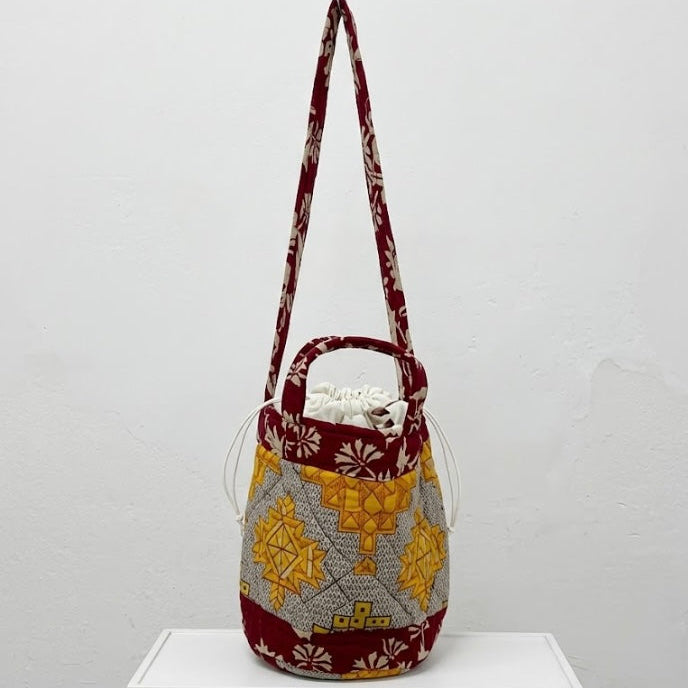 Sari bucket bag