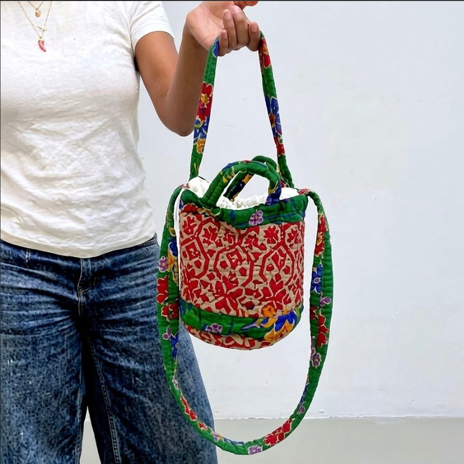 Sari bucket bag