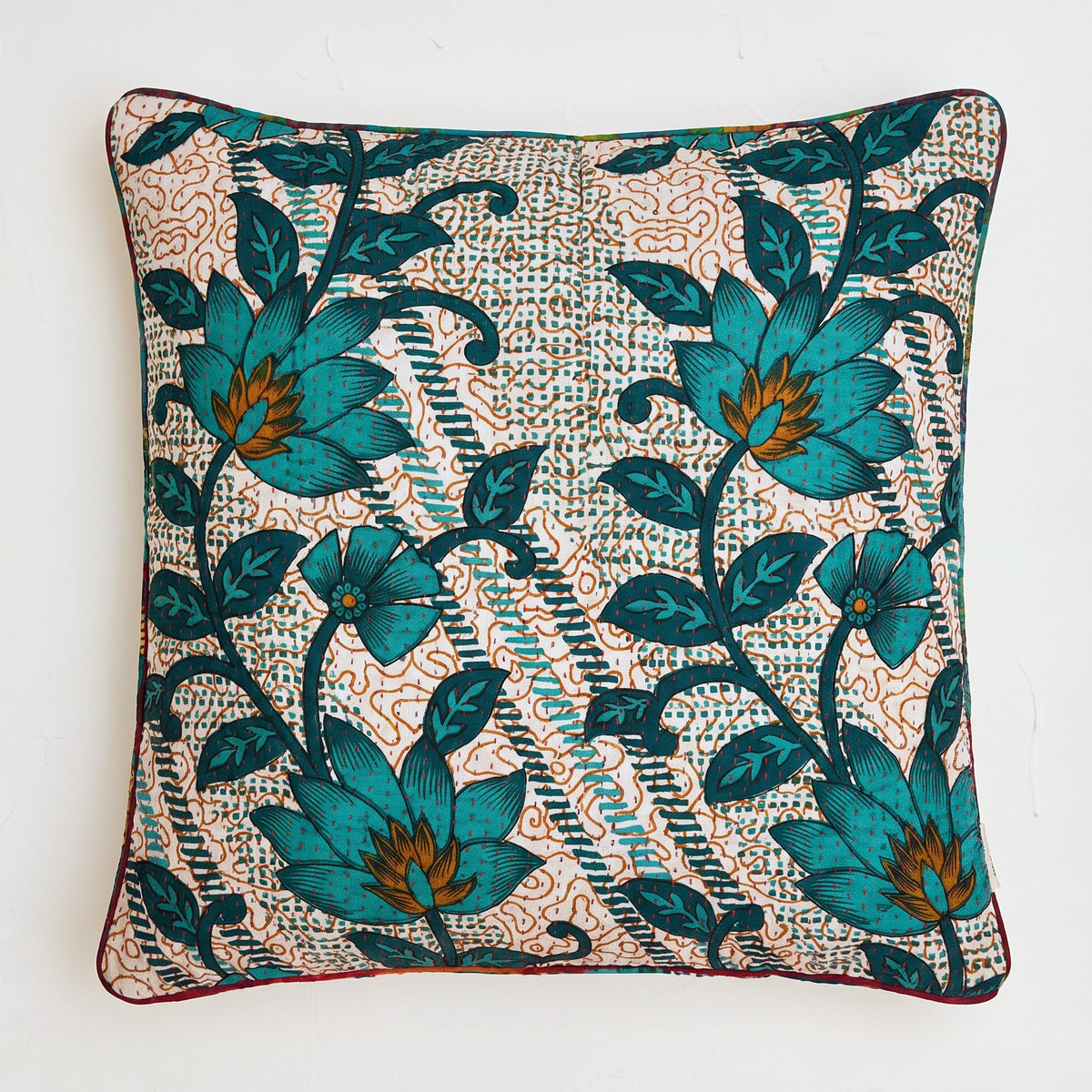Unika kantha sari silkepude 60 x 60 cm