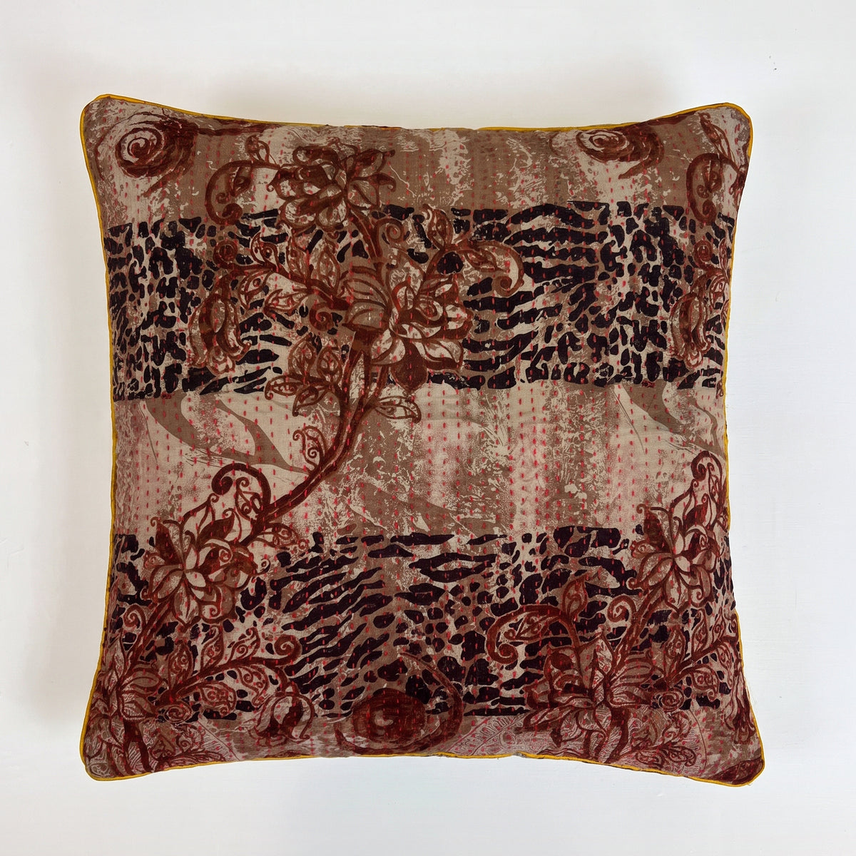 Unika kantha sari silkepude 60 x 60 cm