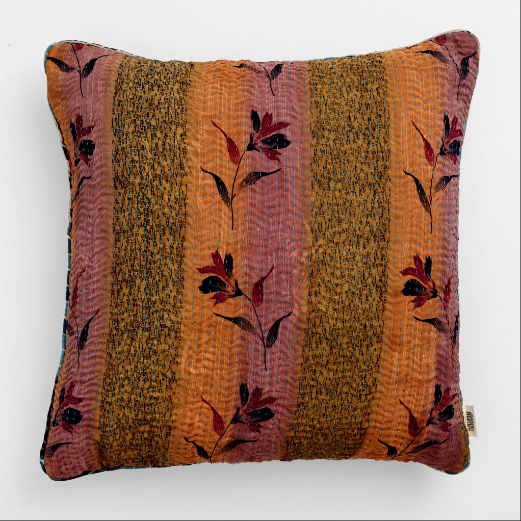 Unika kantha sari silkepude 60 x 60 cm