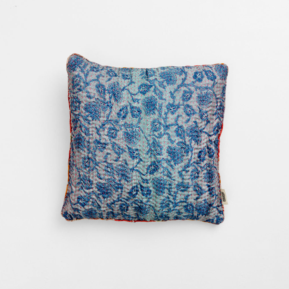 Unika kantha sari silkepude 40 x 40 cm