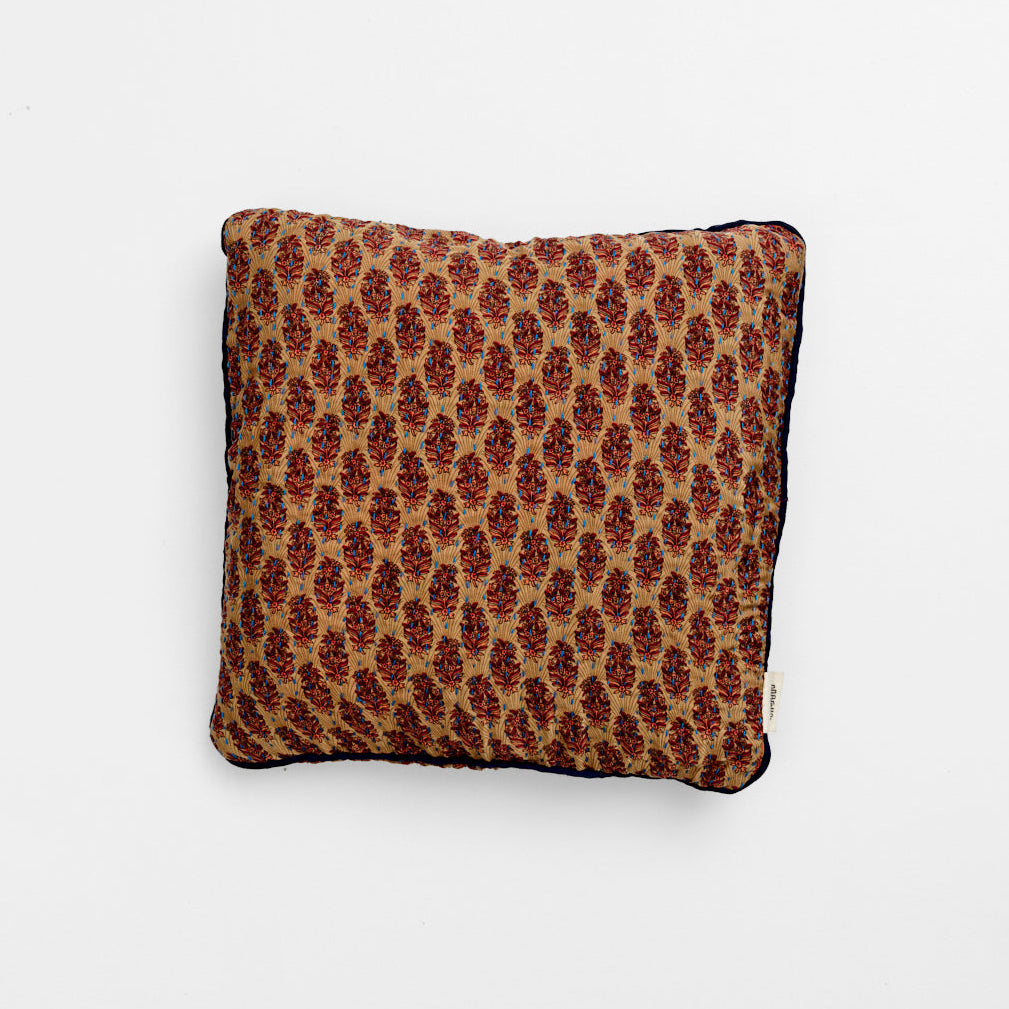 Unique kantha silk cushion40 x 40 cm