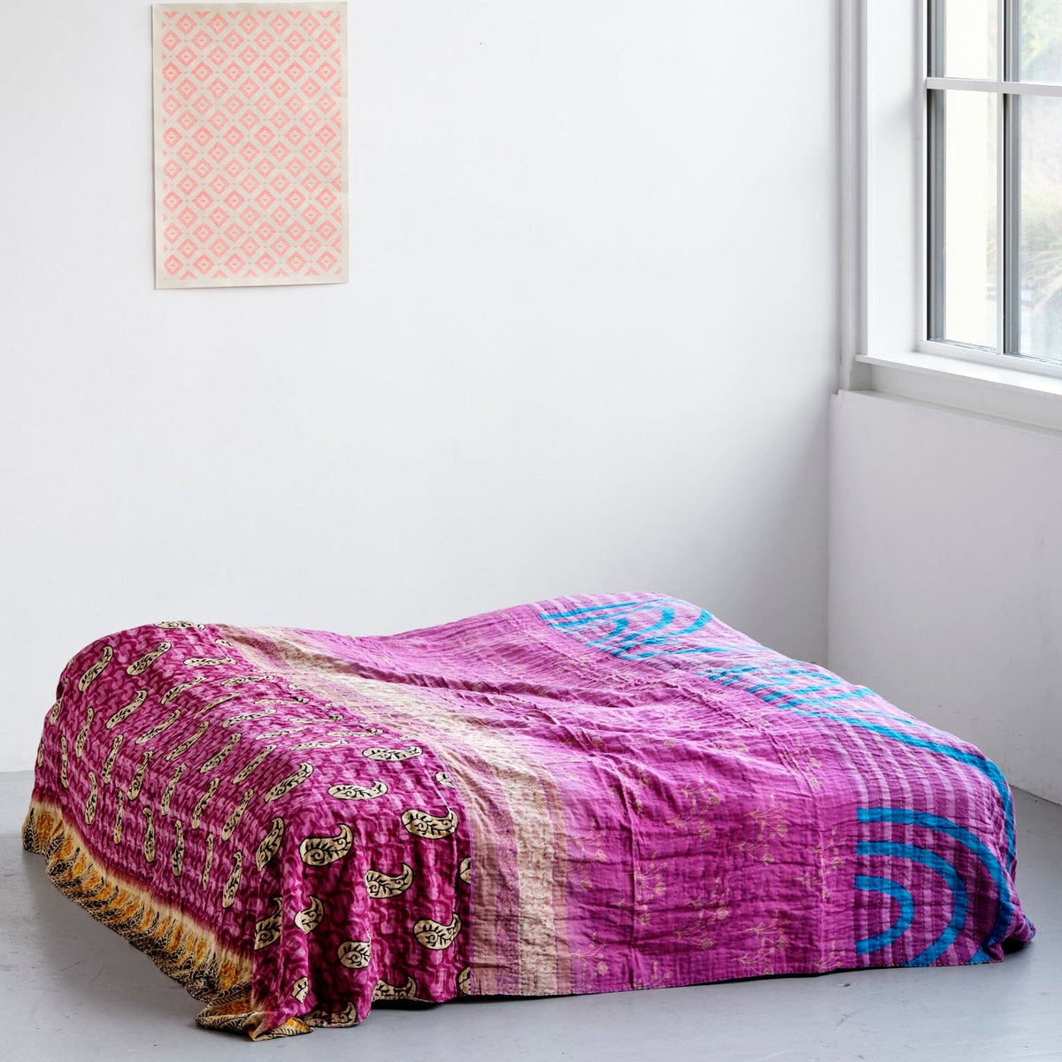 Unika sengetæppe 240 x 260 cm