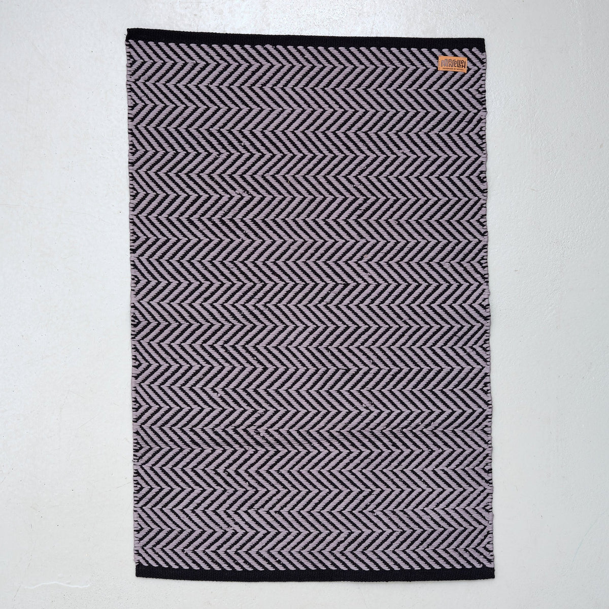 Dørmåtte 60x90 cm (zig-zag grå-sort)