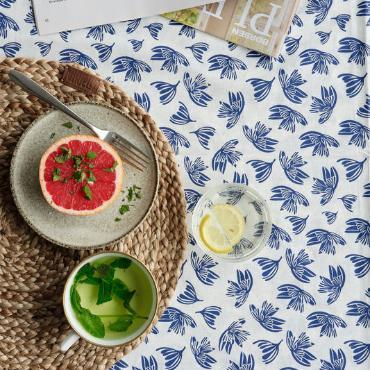 Dug - The golden leaves