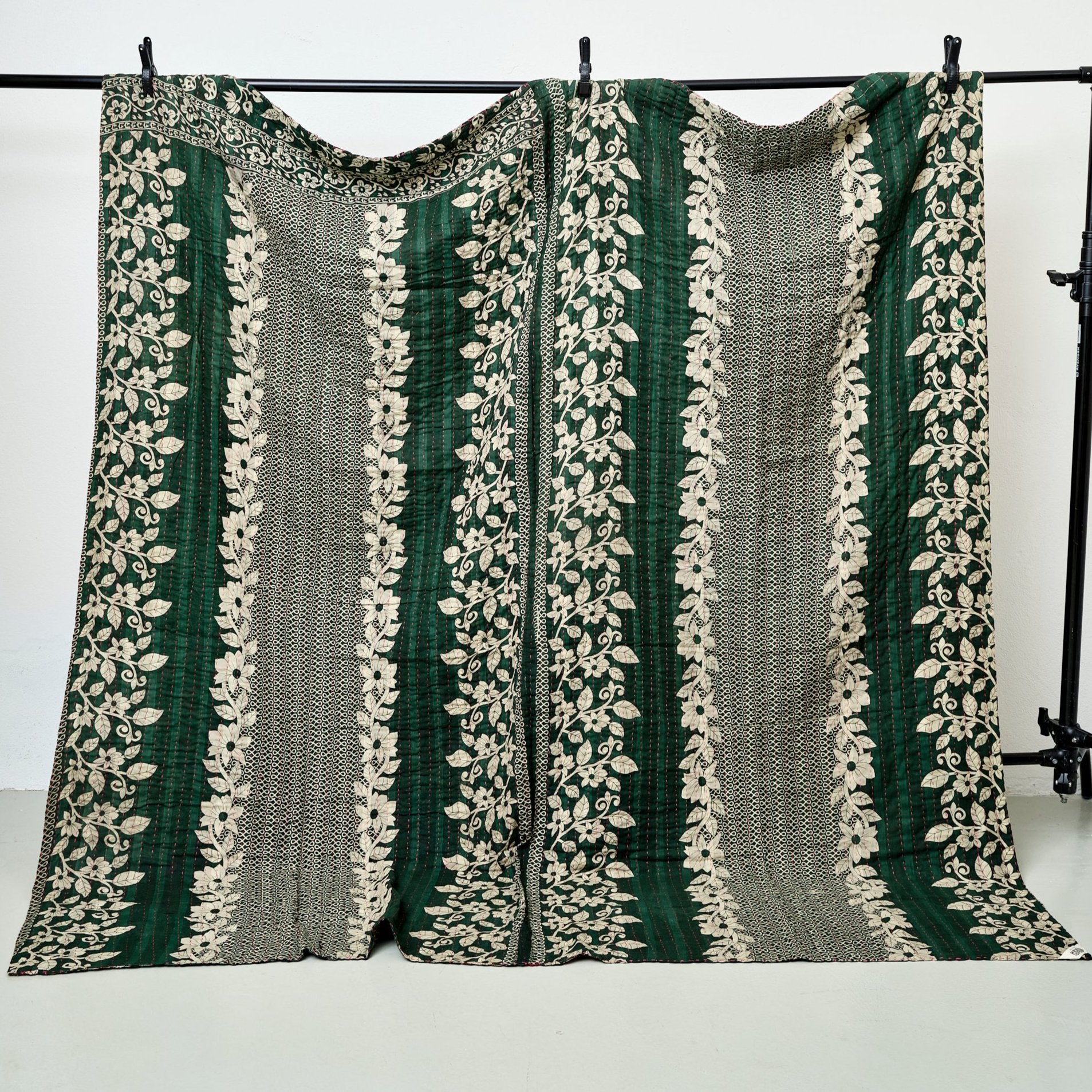 <tc>Cotton kantha blanket 200 x 200 cm</tc>