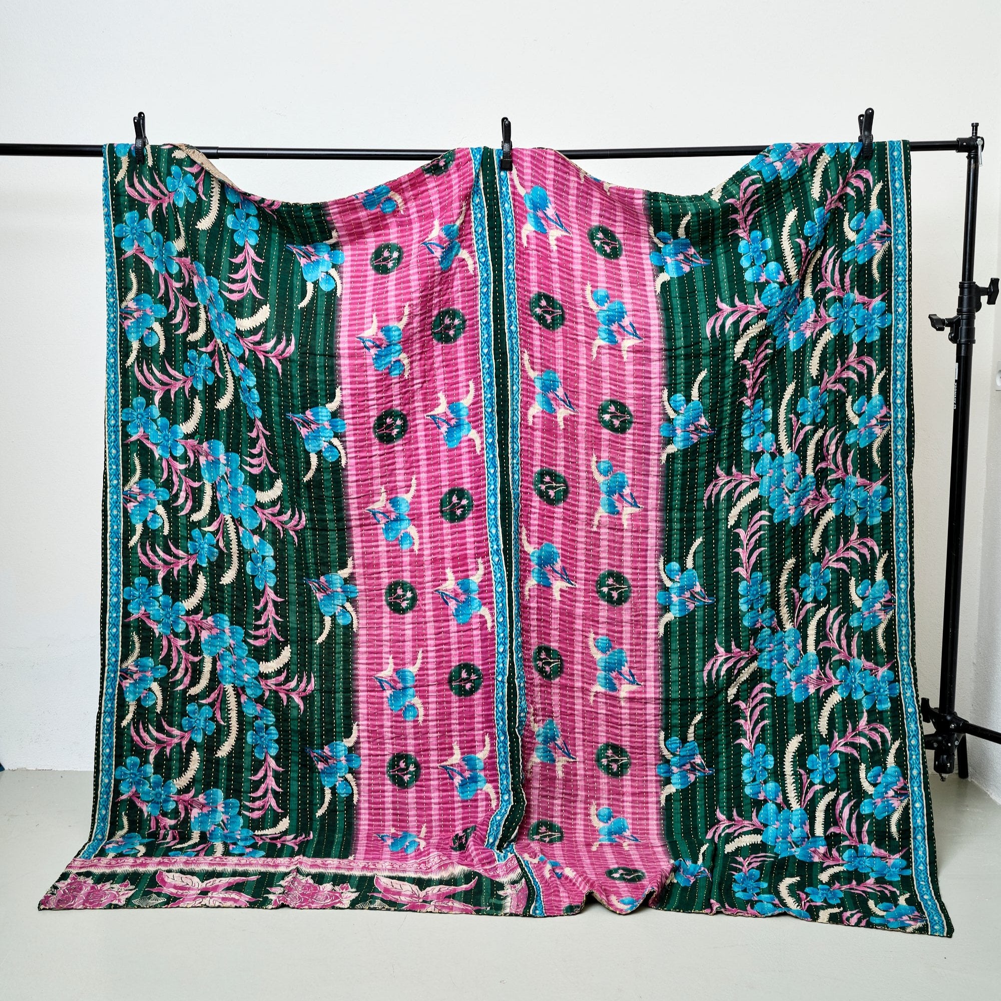 <tc>Cotton kantha blanket 200 x 200 cm</tc>