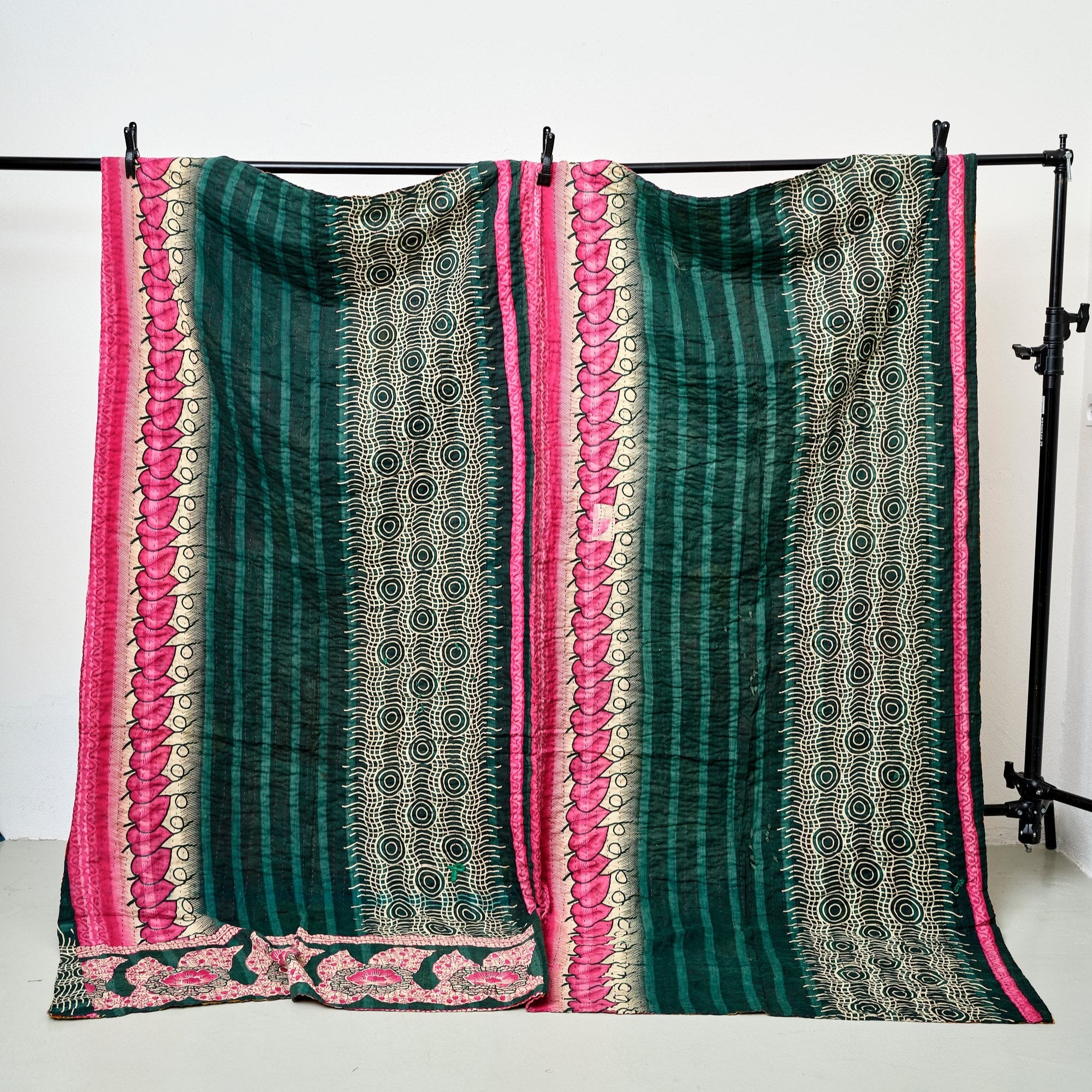 <tc>Cotton kantha blanket 200 x 200 cm</tc>