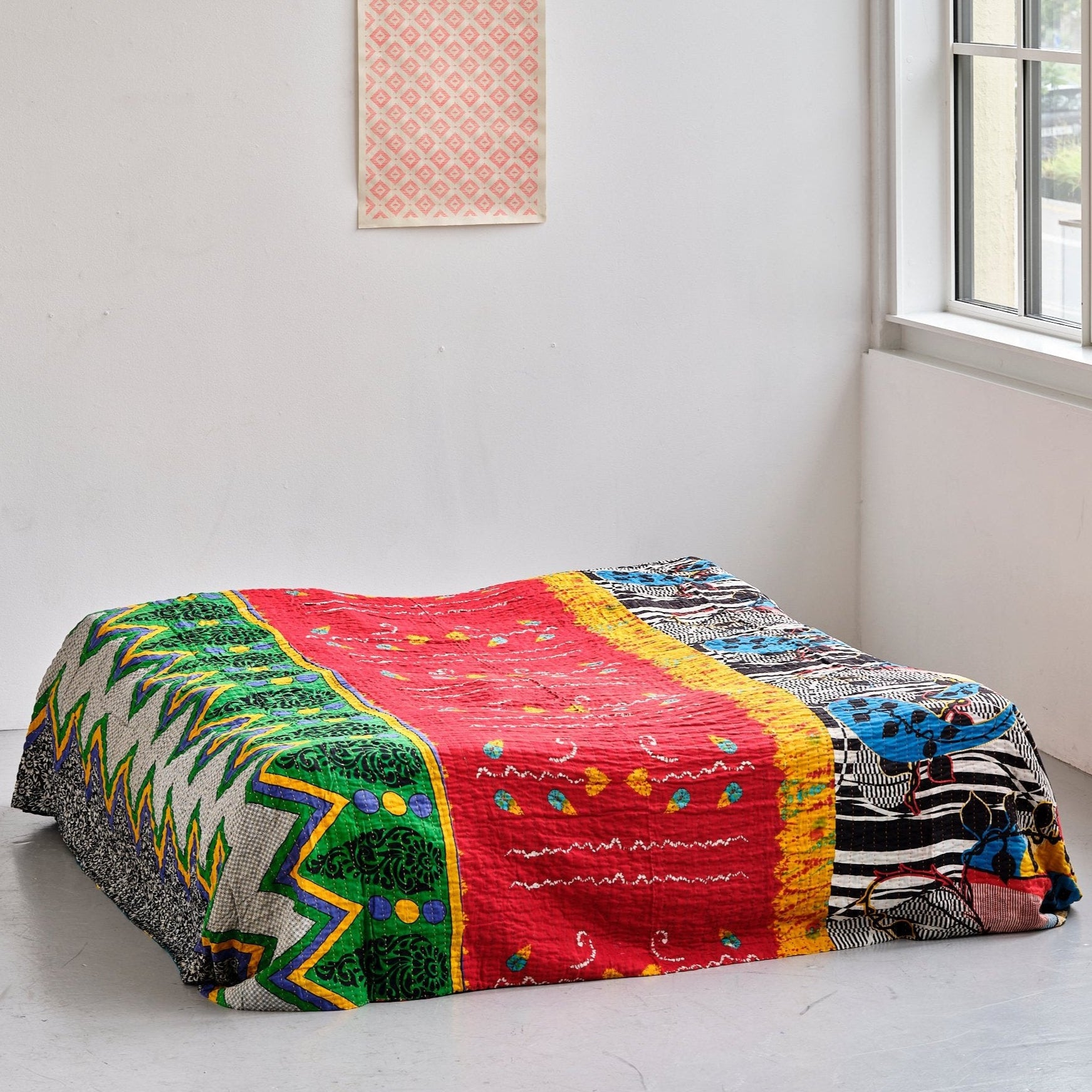 <tc>One-of-a-kind bedspread 240 x 260 cm</tc>