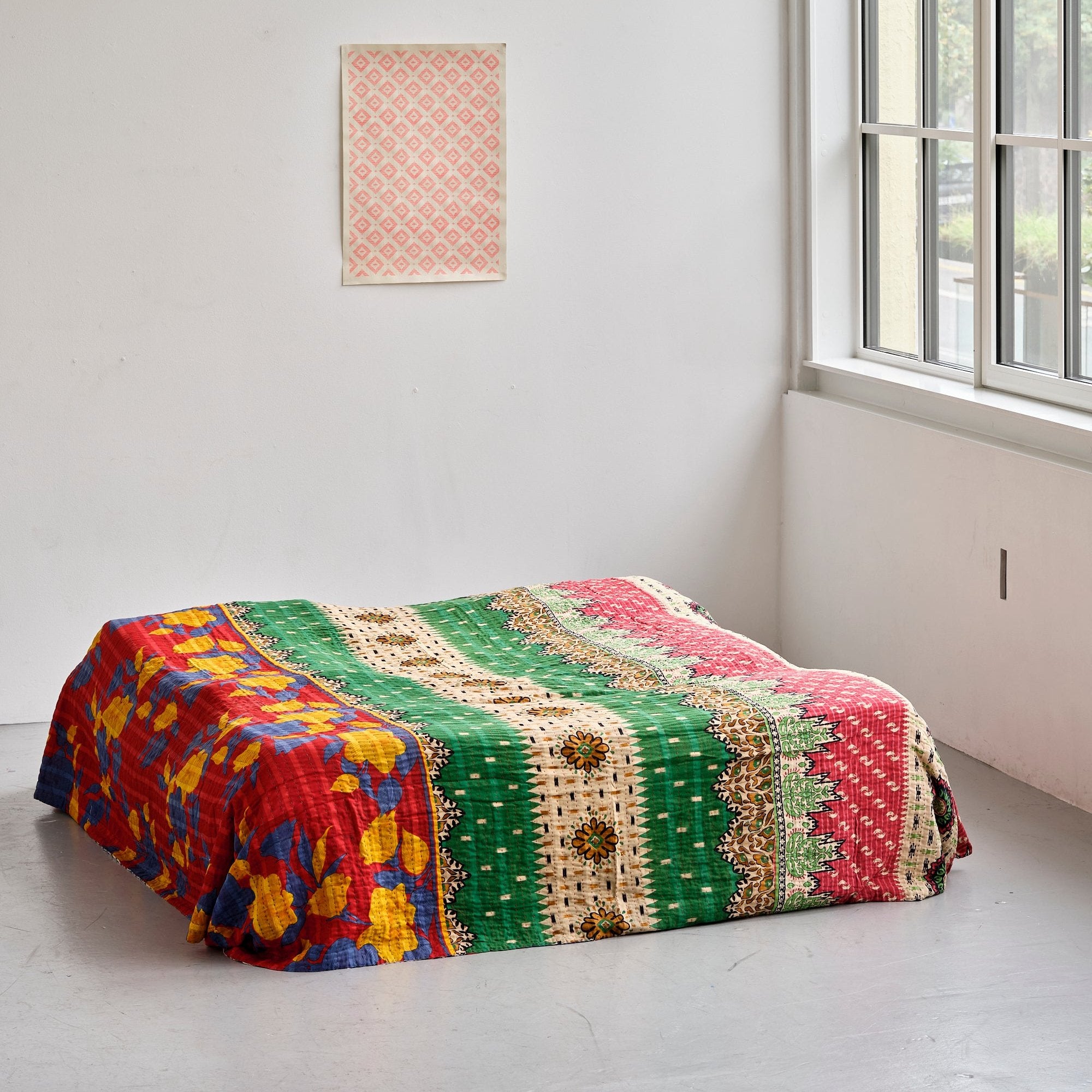 <tc>One-of-a-kind bedspread 240 x 260 cm</tc>