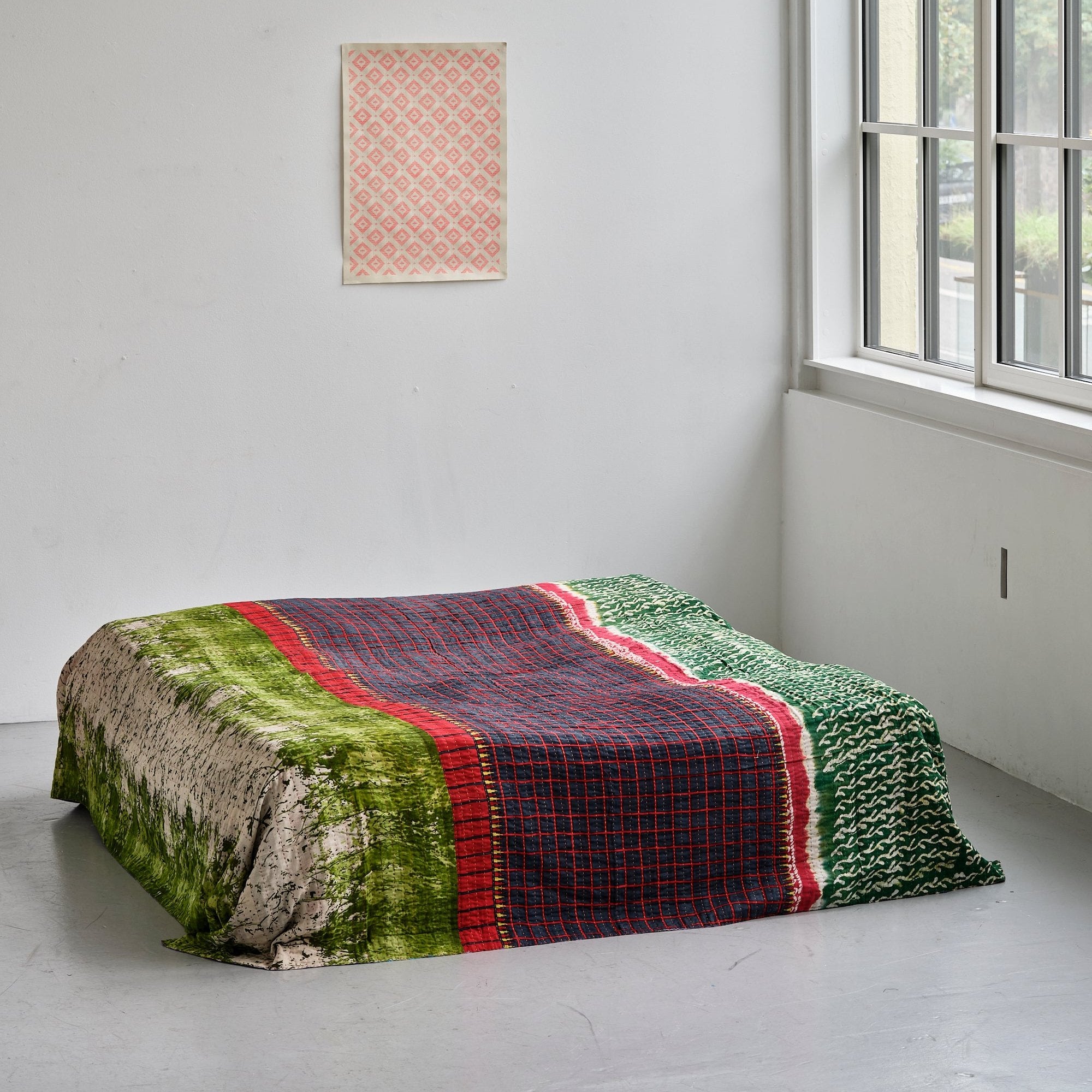 <tc>One-of-a-kind bedspread 240 x 260 cm</tc>