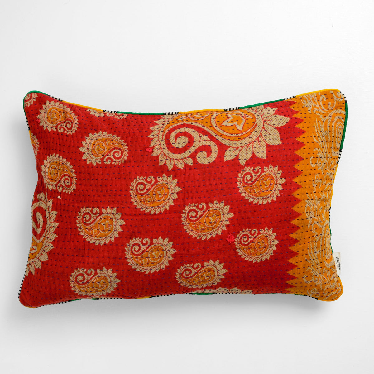 Unika kantha sari bomuldspude 40 x 60