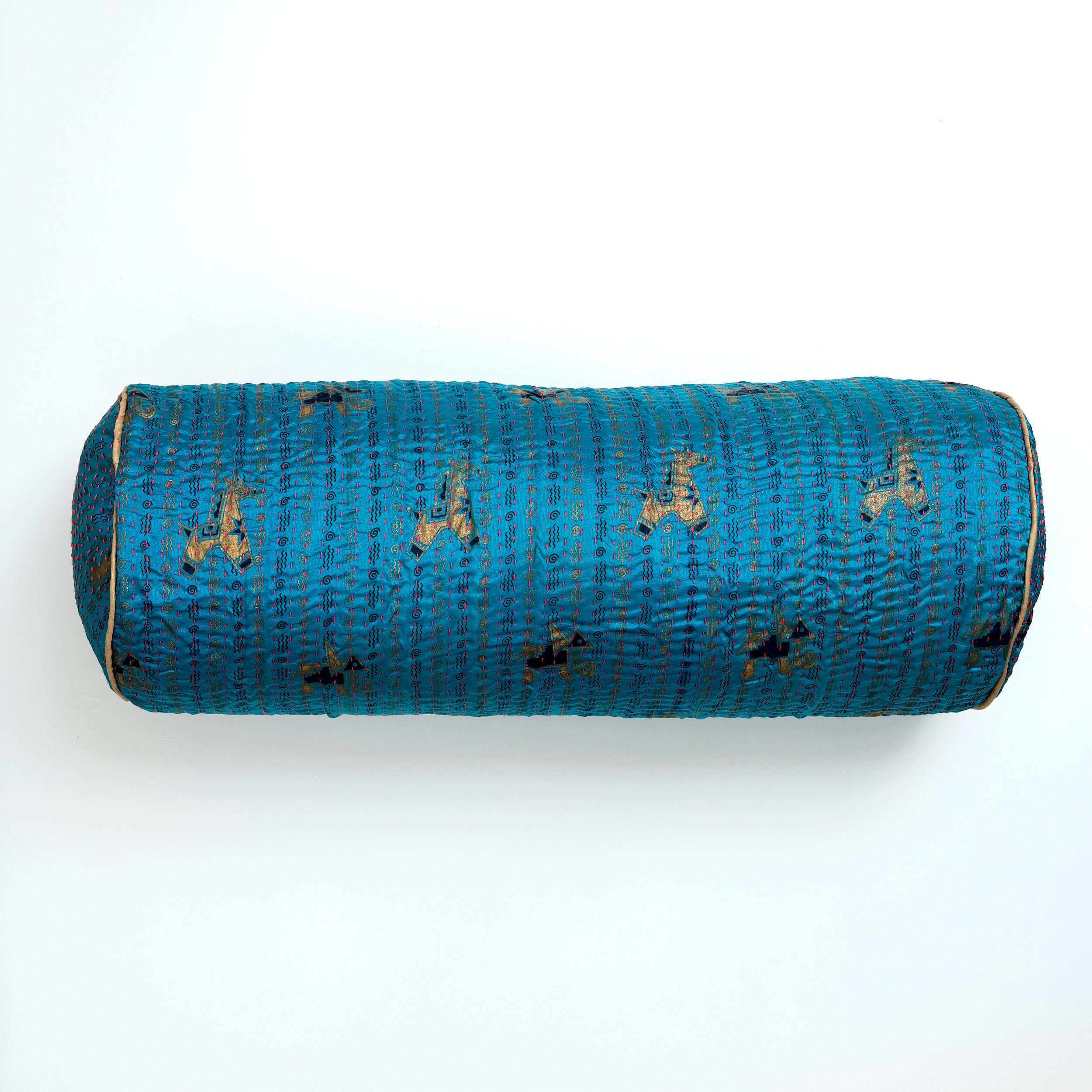Sari cylinder silkepude Ø22 x 60