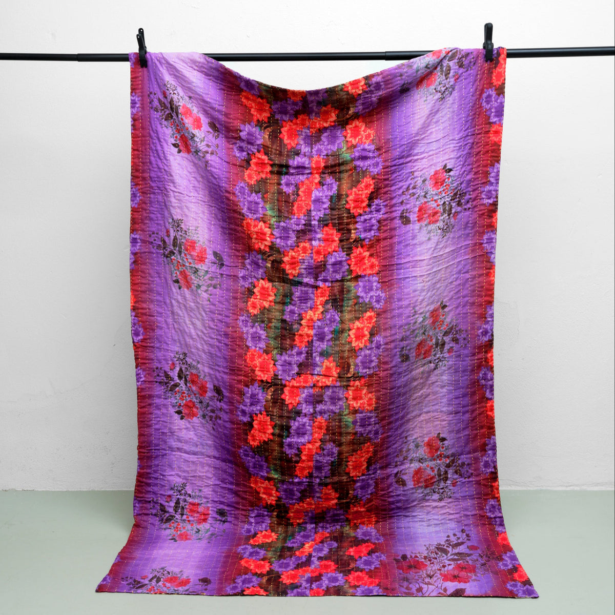 Unika sari kantha tæppe 120 x 200 cm