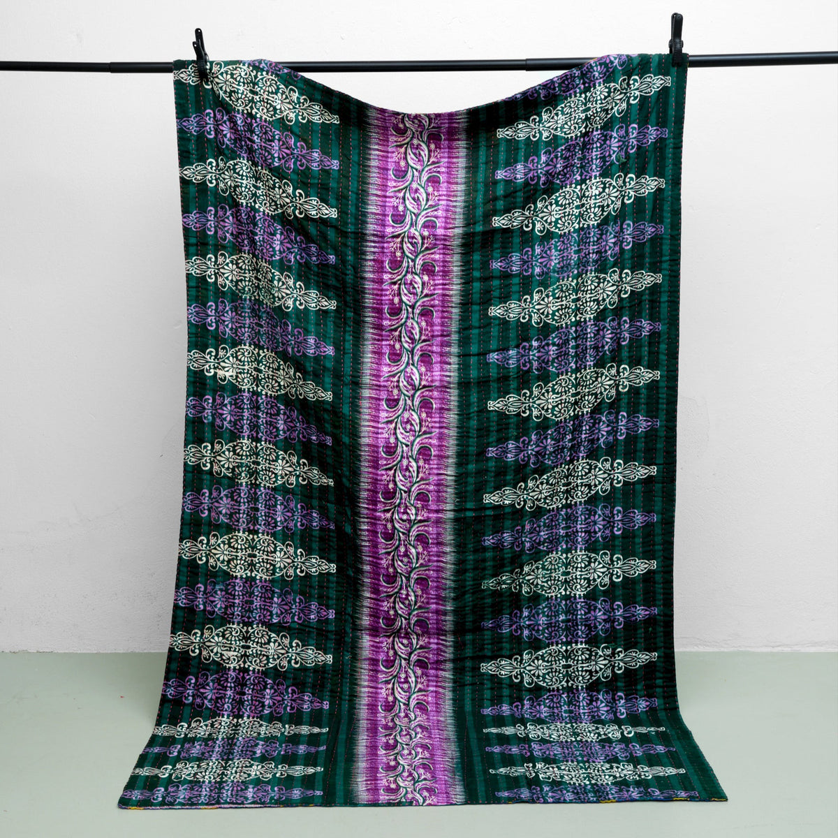 Unika sari kantha tæppe 120 x 200 cm