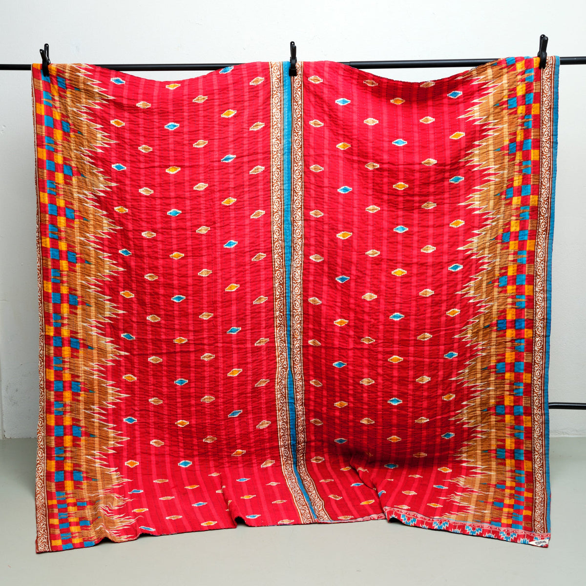 Unika sari kantha tæppe 200 x 200 cm