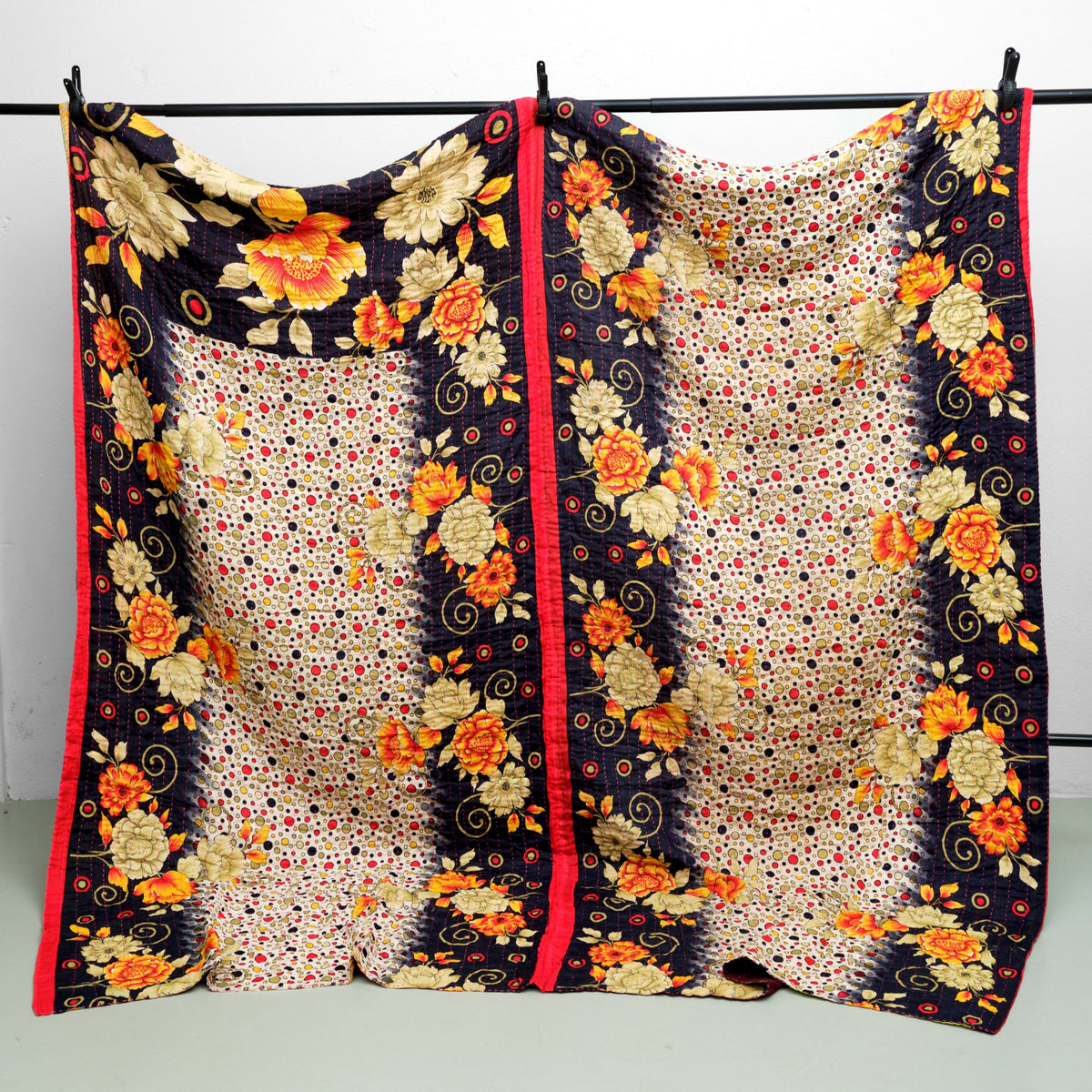 Unika sari kantha tæppe 200 x 200 cm