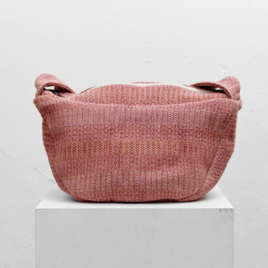 <tc>Belt bag (jute/ multicolored pattern)</tc>