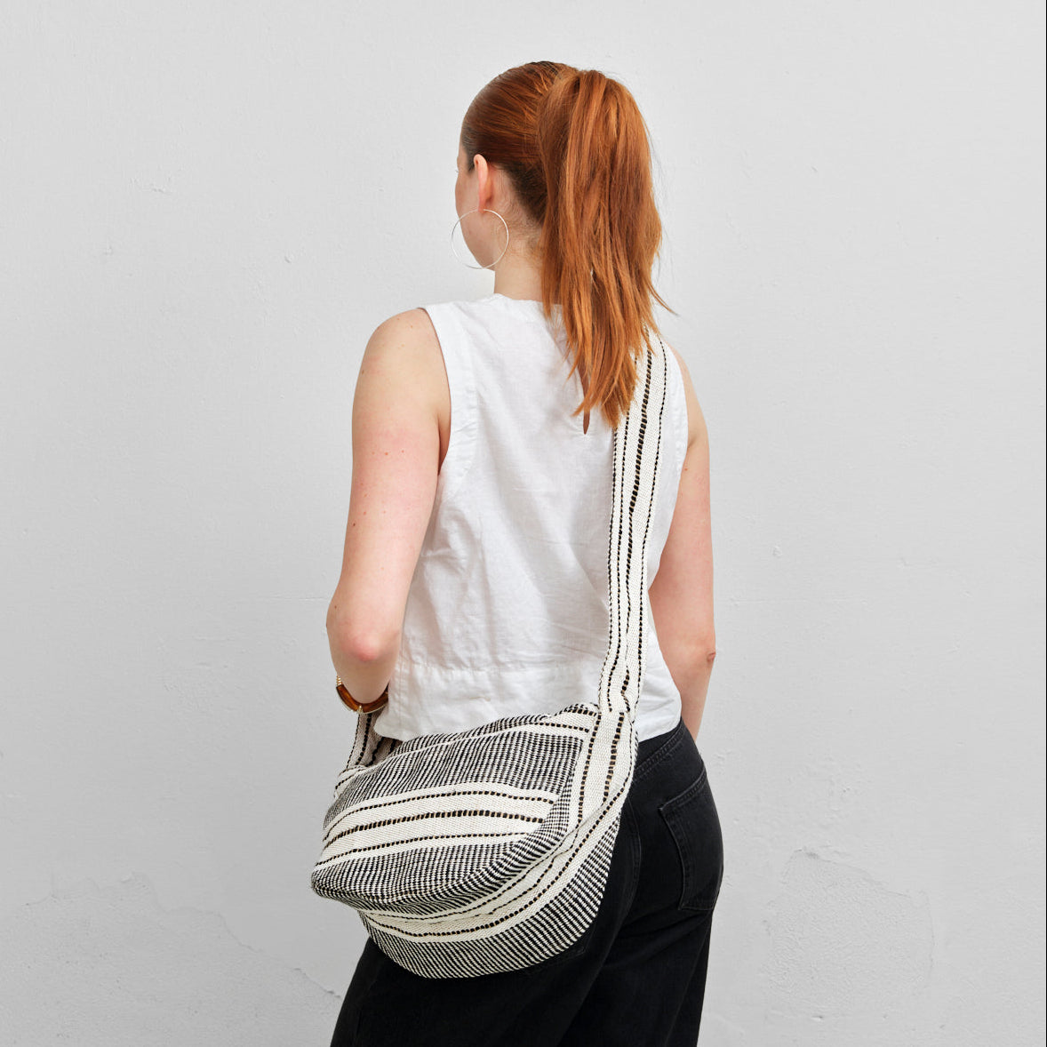 <tc>Belt bag (jute/ multicolored pattern)</tc>