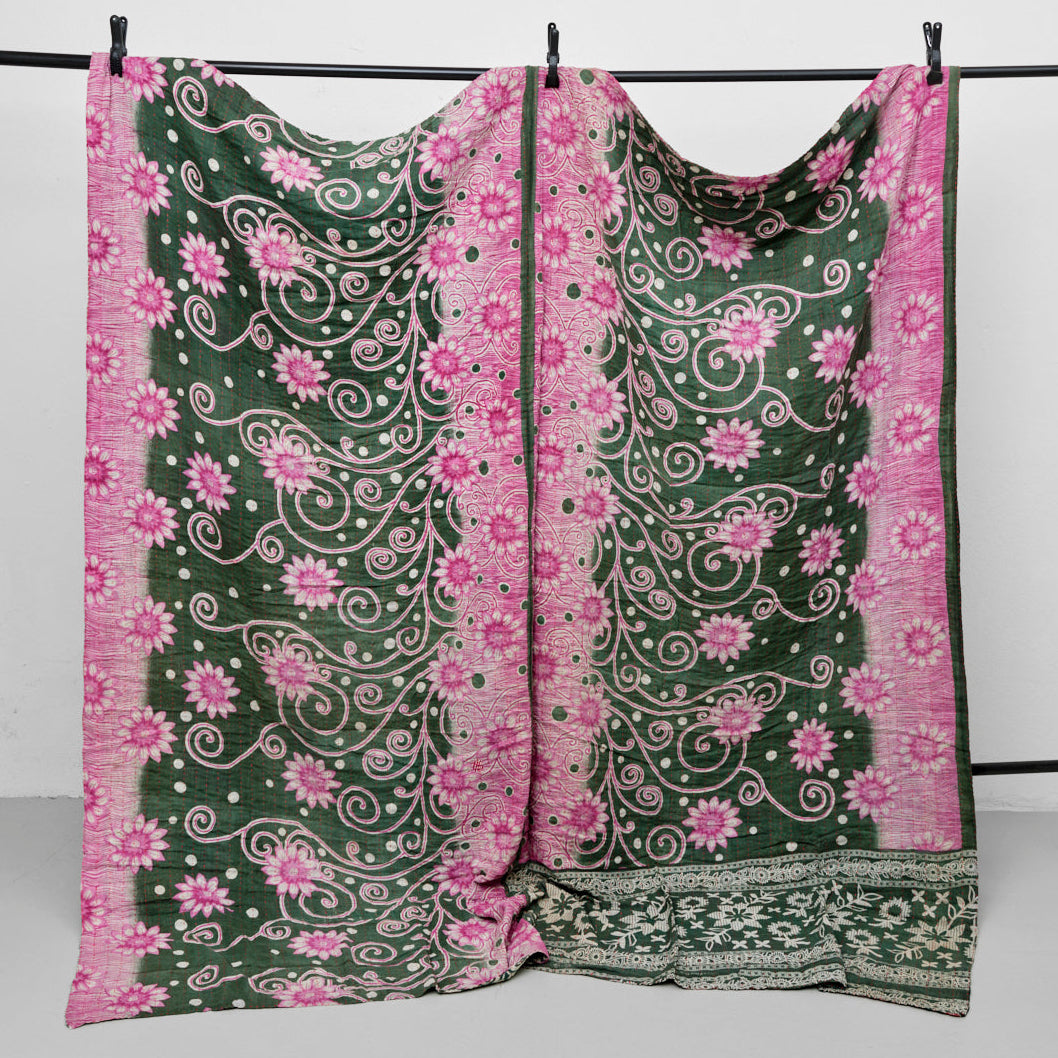 Unika sari kantha tæppe 200 x 200 cm