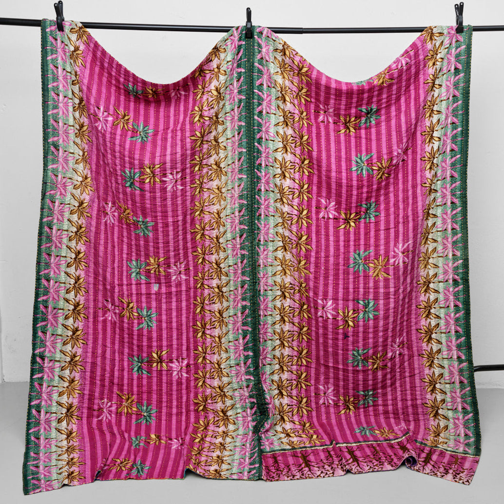 Unika sari kantha tæppe 200 x 200 cm