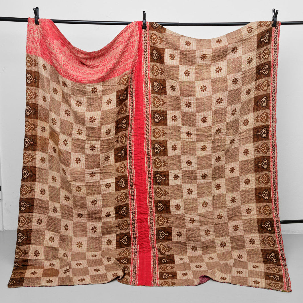 Unika sari kantha tæppe 200 x 200 cm