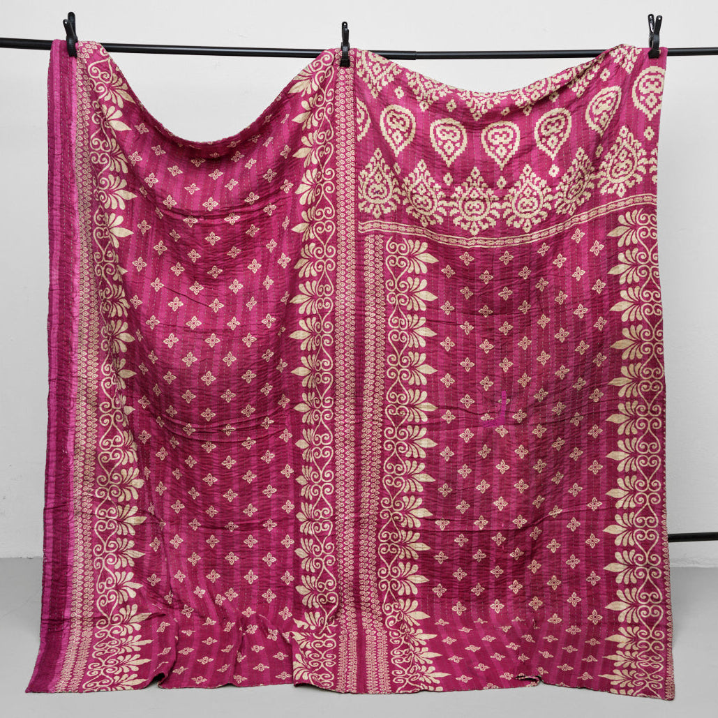 Unika sari kantha tæppe 200 x 200 cm