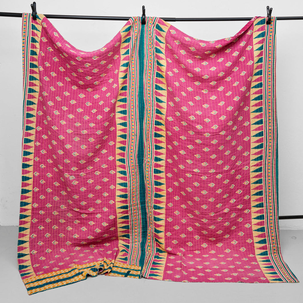 Unika sari kantha tæppe 200 x 200 cm