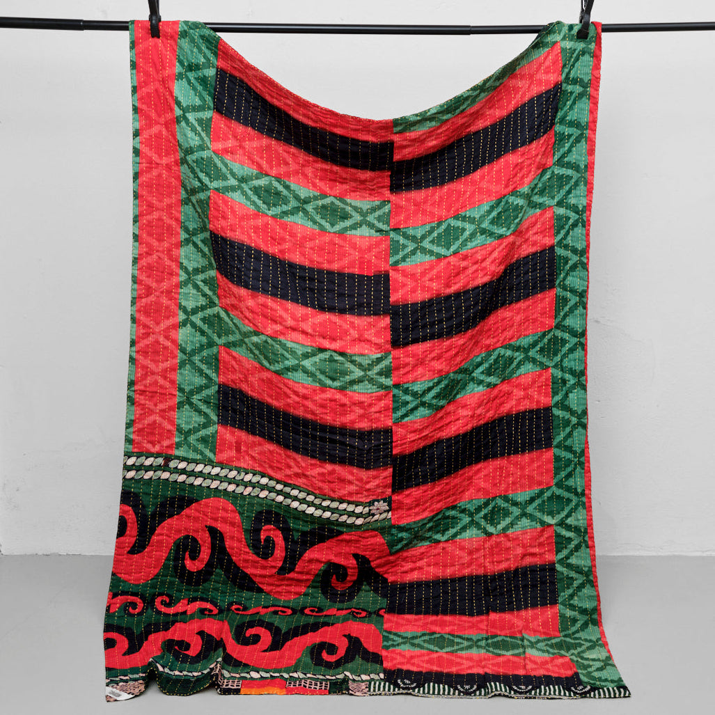 Unika sari kantha tæppe 140 x 200 cm