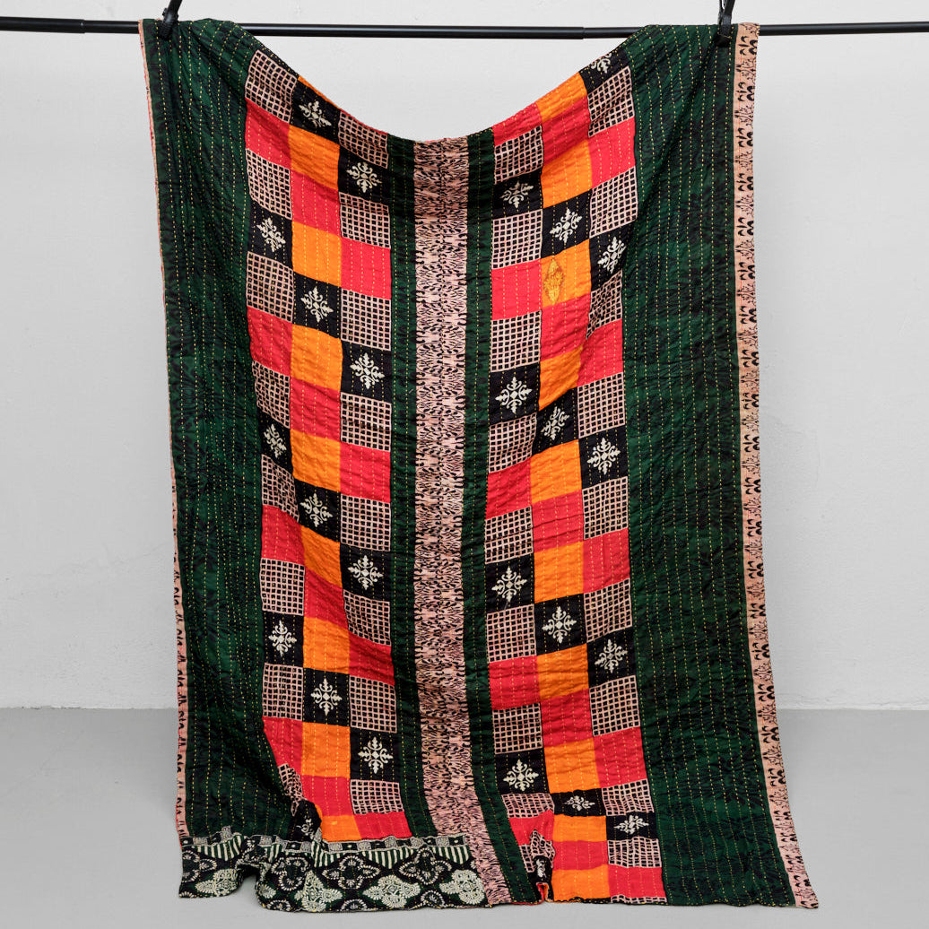Unika sari kantha tæppe 140 x 200 cm