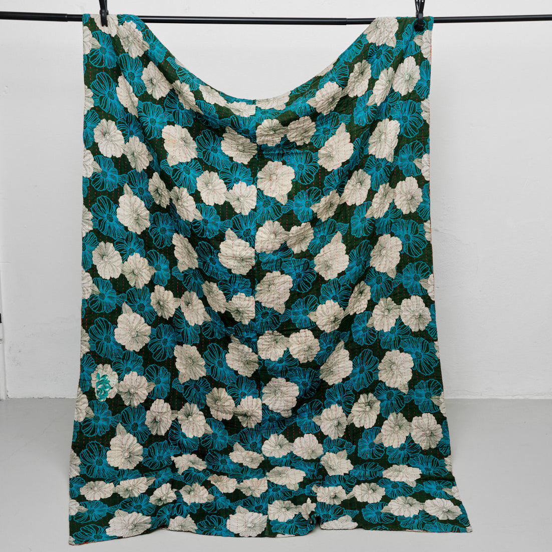 Unika sari kantha tæppe 140 x 200 cm