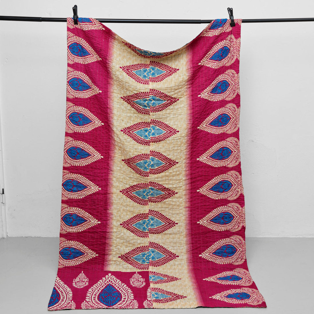 Unika sari kantha tæppe 120 x 200 cm