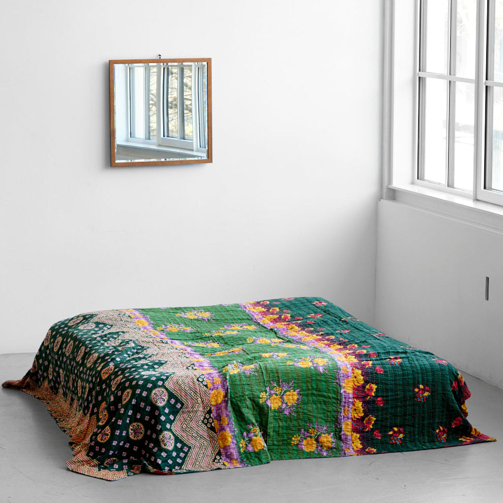 Unika sengetæppe 240 x 260 cm