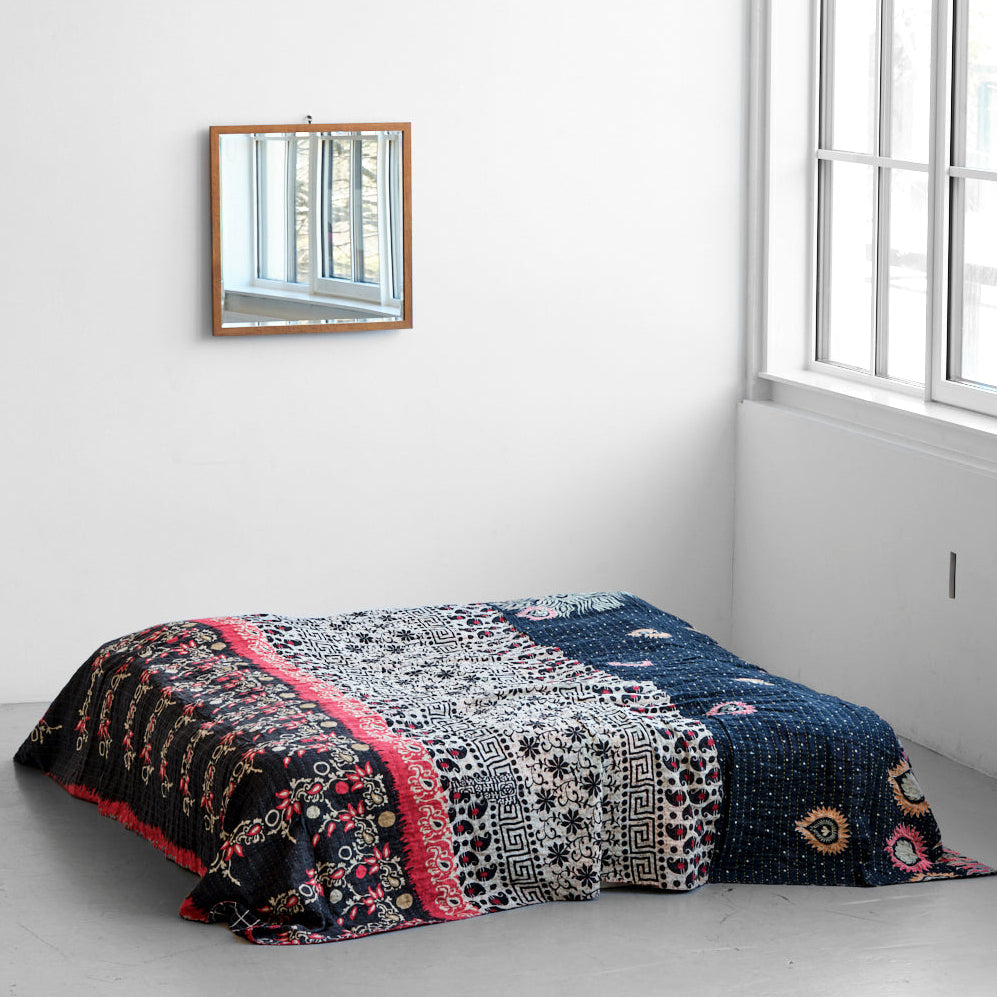 Unika sengetæppe 240 x 260 cm