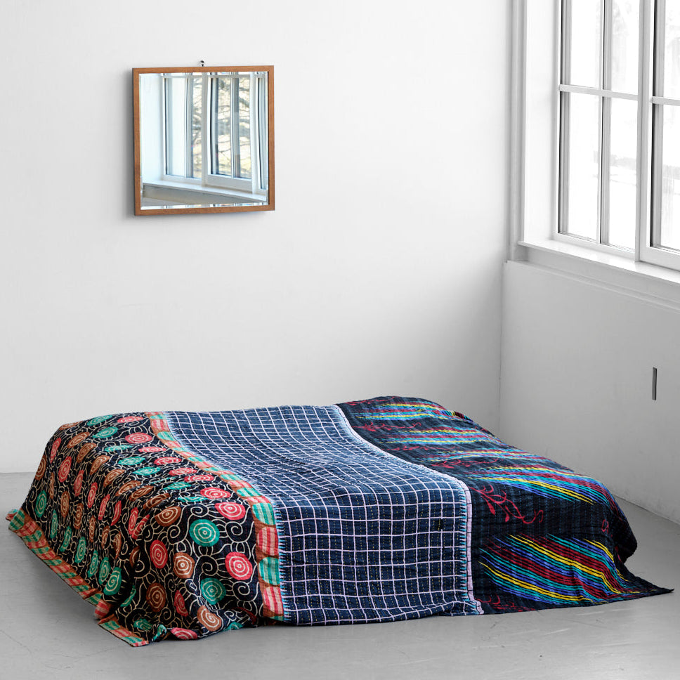 Unika sengetæppe 240 x 260 cm