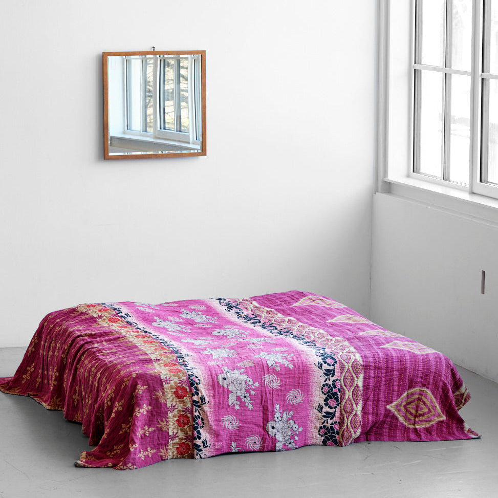 Unika sengetæppe 240 x 260 cm