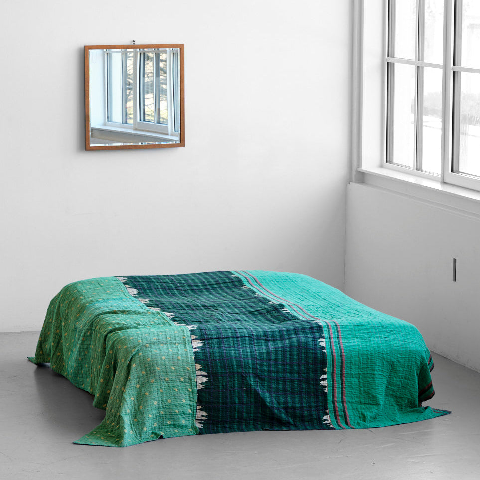 Unika sengetæppe 220 x 250 cm