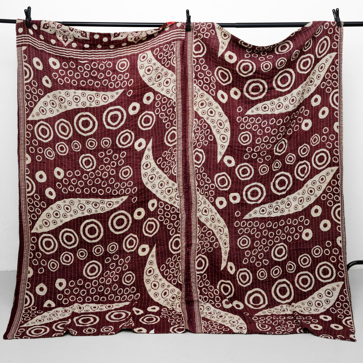 Unika sari kantha tæppe 200 x 200 cm