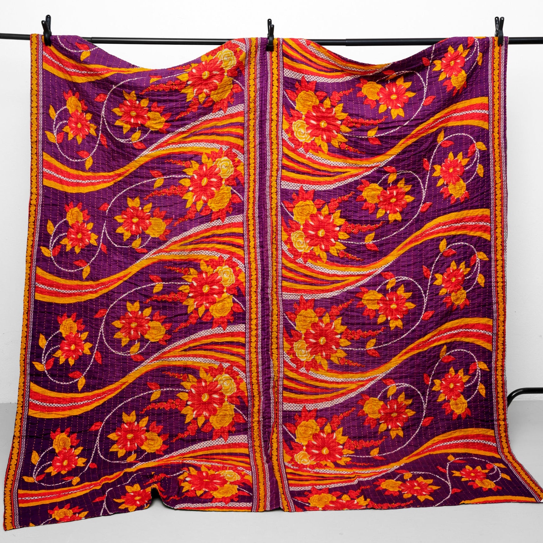 Unika sari kantha tæppe 200 x 200 cm