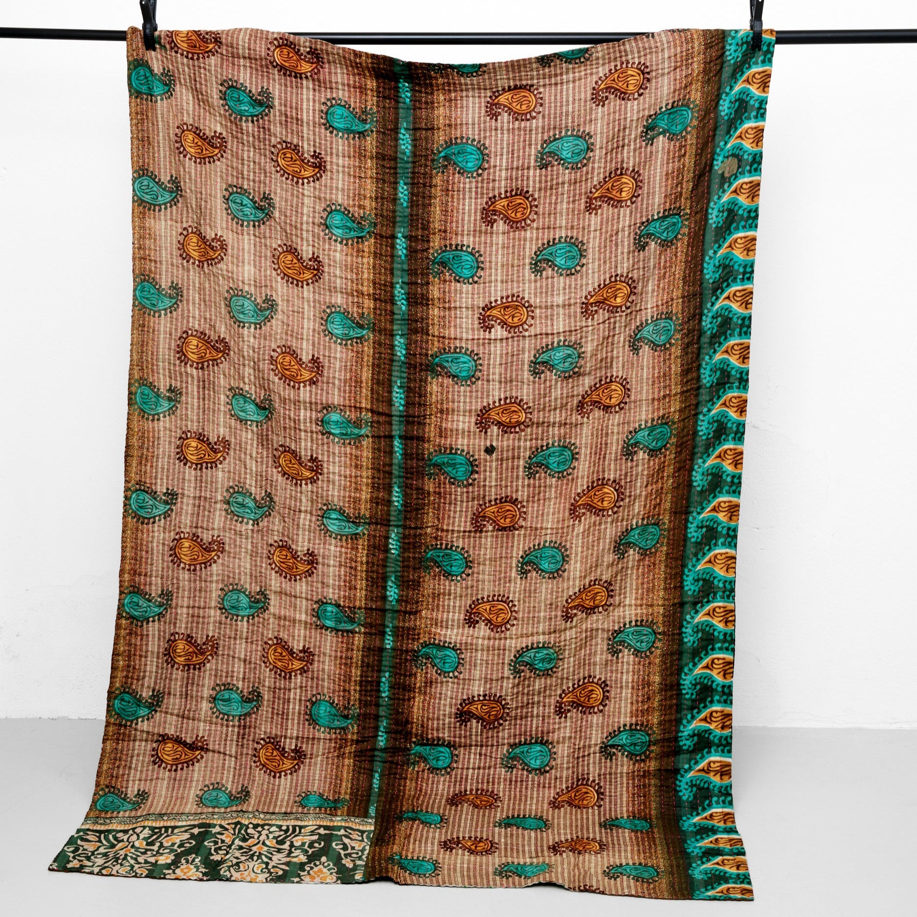 Unika sari kantha tæppe 140 x 200 cm