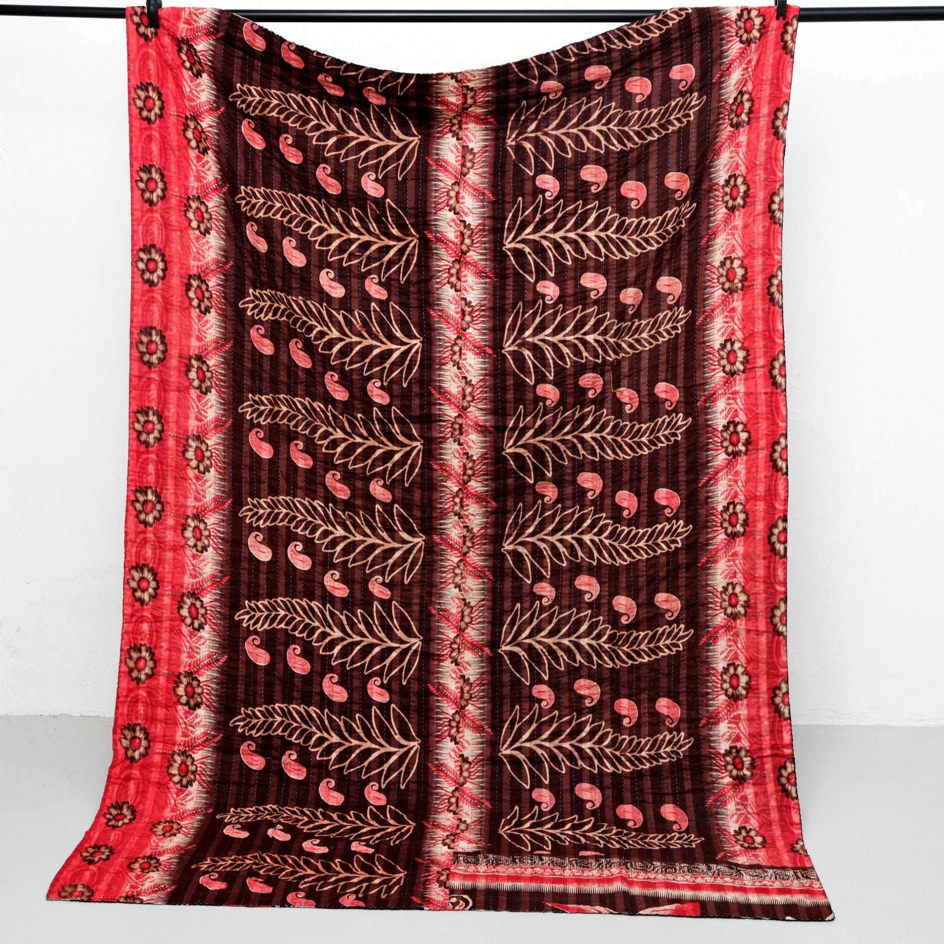 Unika sari kantha tæppe 140 x 200 cm