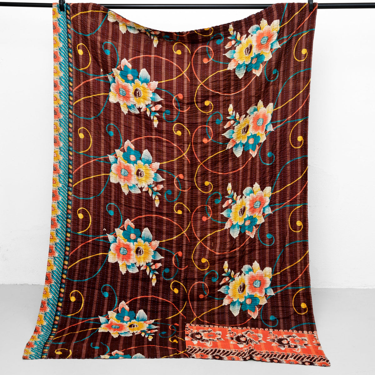 Unika sari kantha tæppe 140 x 200 cm