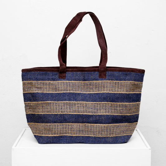 Weekend bag (blue striped with zipper)